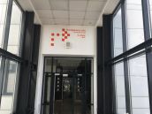 Изготовление и монтаж указателей направления движения